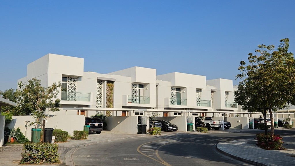 Arabella 2 – Townhouses in Mudon
