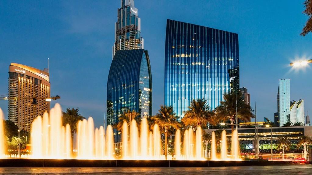 Bd Boulevard Plaza