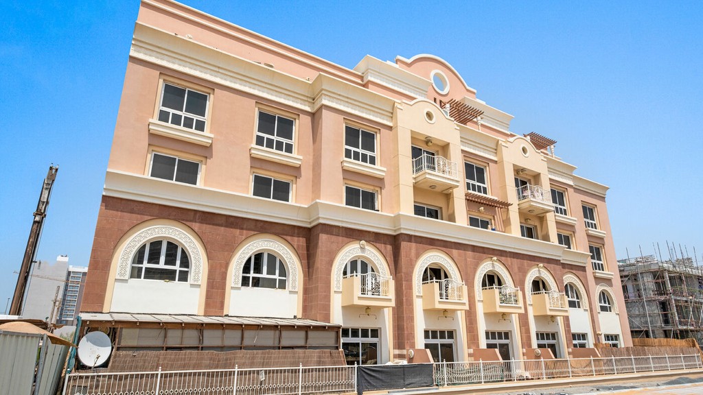 Emirates Park 1 – Rose 1