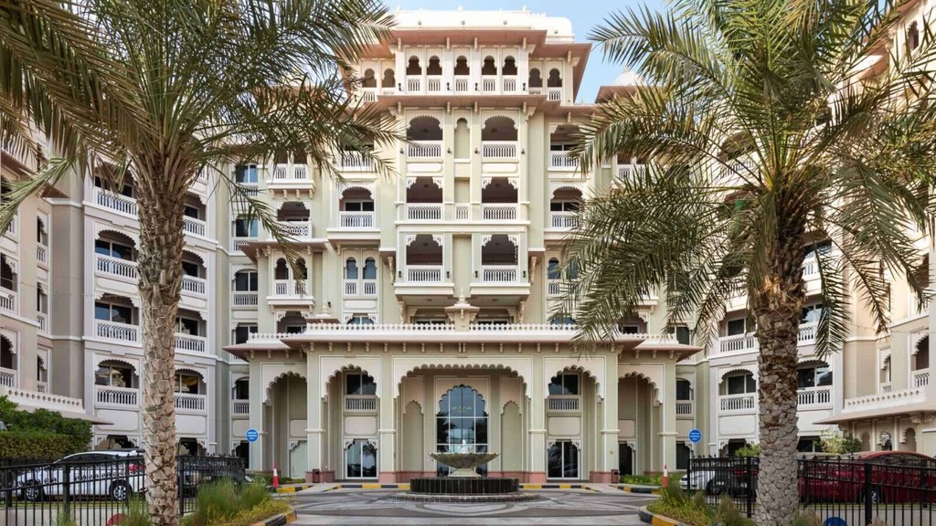 Grandeur Residences
