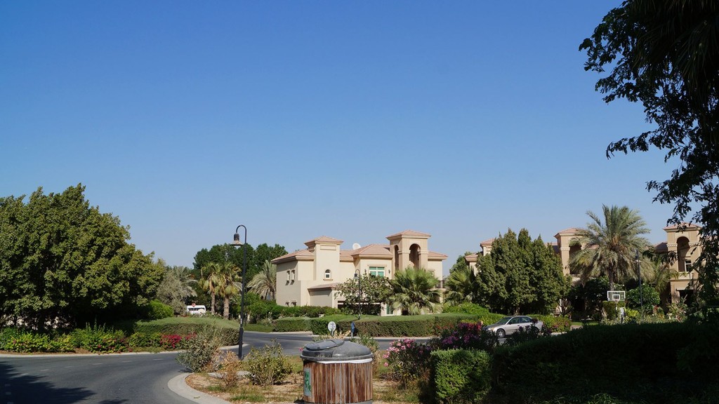 Jumeirah Islands Mansions