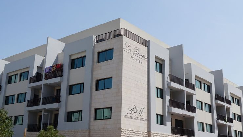 La Riviera Estate