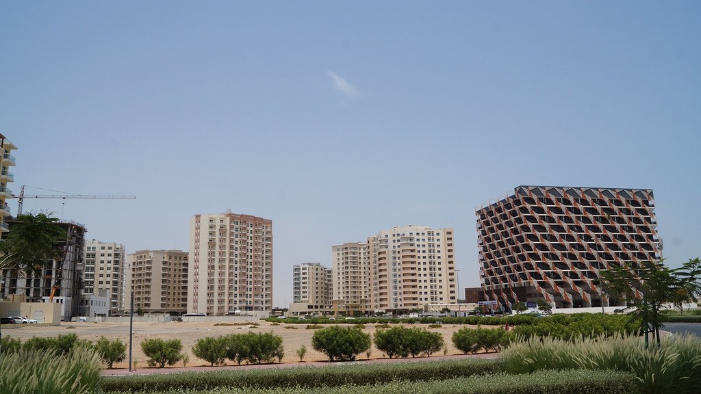 Qpoint Liwan-Plot R047